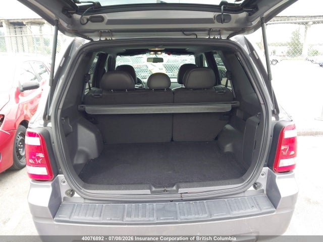 40076892 :رقم المزاد ، 1FMCU93188KE79984 vin ، 2008 Ford Escape Xlt مزاد بيع