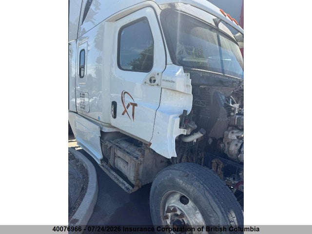 40076966 :رقم المزاد ، 1FUJHHDR4KLKJ2799 vin ، 2019 Freightliner New Cascadia 126 مزاد بيع