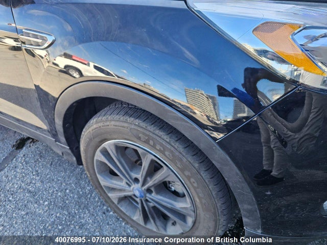 40076995 :رقم المزاد ، 1FMCU9HD1JUB88496 vin ، 2018 Ford Escape Sel مزاد بيع