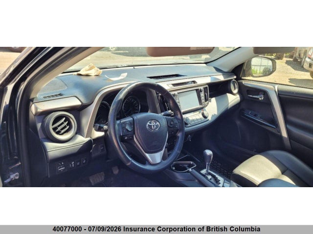 2018 Toyota Rav4 მანქანა იყიდება აუქციონზე, vin: JTMDJREV0JD214889, აუქციონის ნომერი: 40077000