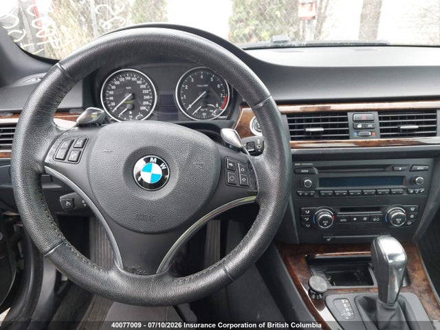 2009 Bmw 328i მანქანა იყიდება აუქციონზე, vin: WBAWB335X9P137977, აუქციონის ნომერი: 40077009