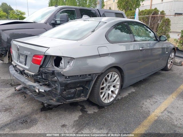 2009 Bmw 328i მანქანა იყიდება აუქციონზე, vin: WBAWB335X9P137977, აუქციონის ნომერი: 40077009