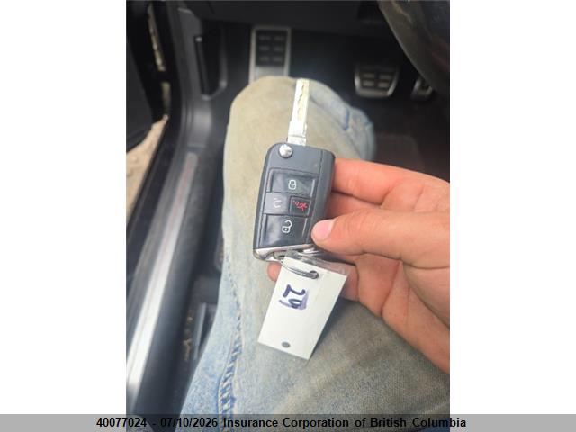 40077024 :رقم المزاد ، 3VWTT7AU4FM056590 vin ، 2015 Volkswagen Gti مزاد بيع