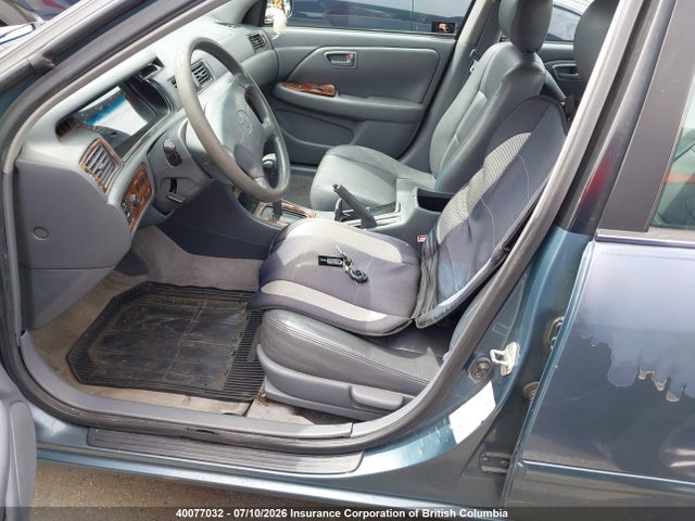 2000 Toyota Camry მანქანა იყიდება აუქციონზე, vin: JT2BG22K7Y0428005, აუქციონის ნომერი: 40077032