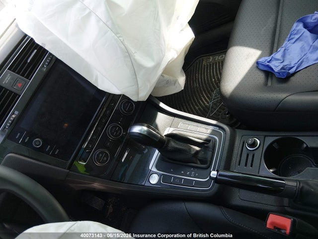 3VWG57AU8MM014383 Volkswagen Golf