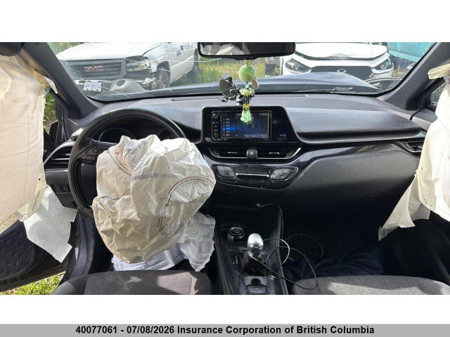 2018 Toyota Pieces C-hr მანქანა იყიდება აუქციონზე, vin: NMTKHMBX6JR064026, აუქციონის ნომერი: 40077061