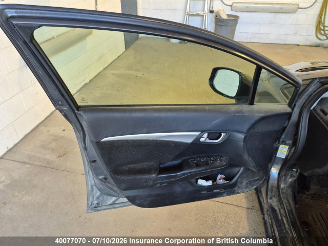 2013 Honda Civic მანქანა იყიდება აუქციონზე, vin: 2HGFB2F55DH005572, აუქციონის ნომერი: 40077070