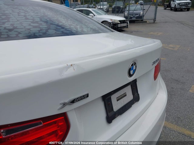 WBA3C3G5XFNS72913 BMW 320i