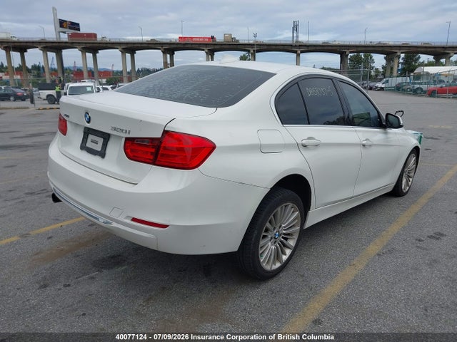 Продаж на аукціоні авто 2015 Bmw 320i, vin: WBA3C3G5XFNS72913, номер лоту: 40077124