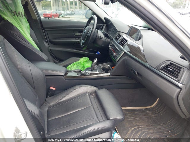 Продаж на аукціоні авто 2015 Bmw 320i, vin: WBA3C3G5XFNS72913, номер лоту: 40077124