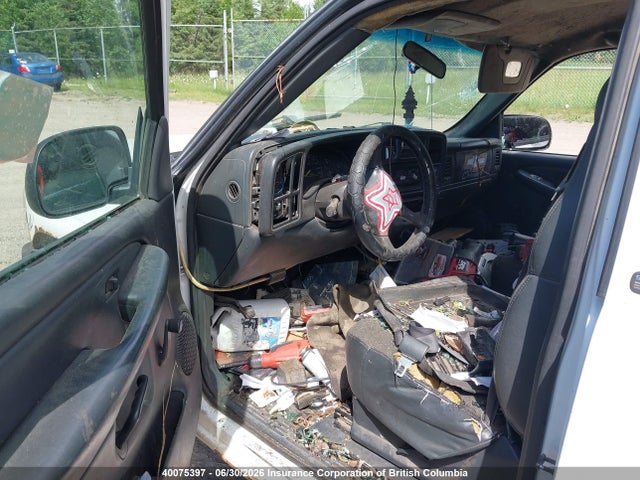 2000 Chevrolet Silverado C1500 მანქანა იყიდება აუქციონზე, vin: 1GCEC14W7YE144886, აუქციონის ნომერი: 40075397