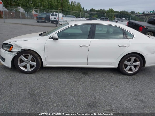 Volkswagen PASSAT SE 2014 1VWBS7A37EC089931 Image 14