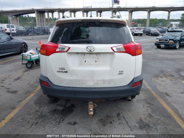 2015 Toyota Rav4 მანქანა იყიდება აუქციონზე, vin: 2T3BFREV0FW240170, აუქციონის ნომერი: 40077141