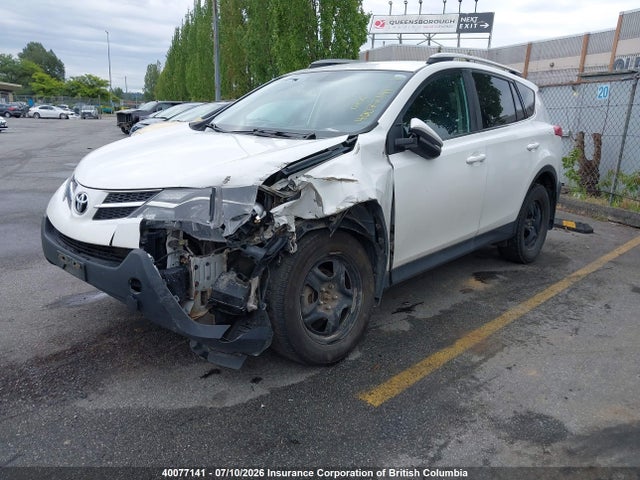 2015 Toyota Rav4 მანქანა იყიდება აუქციონზე, vin: 2T3BFREV0FW240170, აუქციონის ნომერი: 40077141