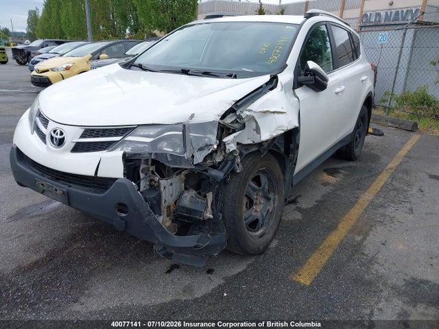 2015 Toyota Rav4 მანქანა იყიდება აუქციონზე, vin: 2T3BFREV0FW240170, აუქციონის ნომერი: 40077141