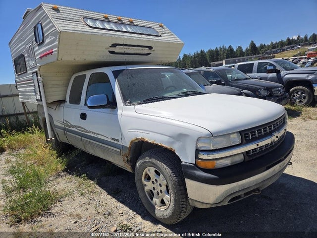 Auction sale of the 2001 Chevrolet Silverado 1500 Ls/lt, vin: 2GCEK19T811246643, lot number: 40077160