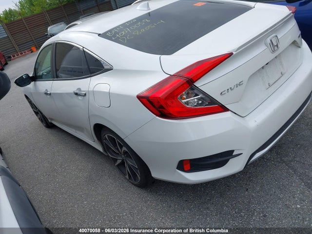 2019 Honda Civic Touring მანქანა იყიდება აუქციონზე, vin: 2HGFC1F96KH106823, აუქციონის ნომერი: 40070058