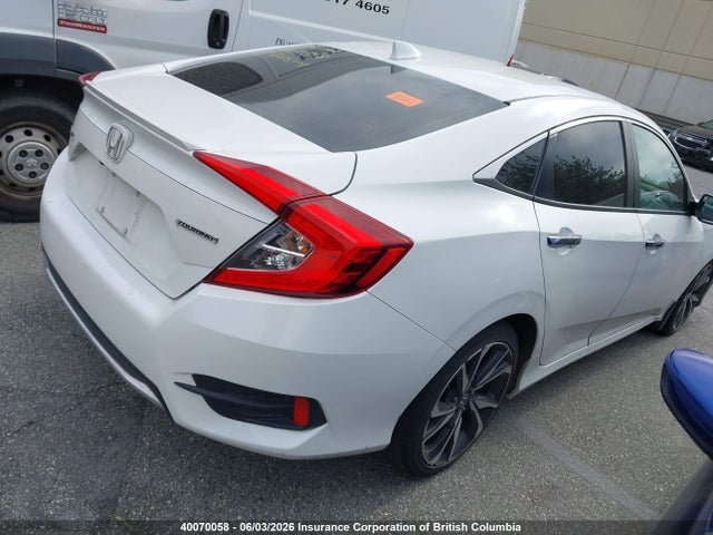 2019 Honda Civic Touring მანქანა იყიდება აუქციონზე, vin: 2HGFC1F96KH106823, აუქციონის ნომერი: 40070058