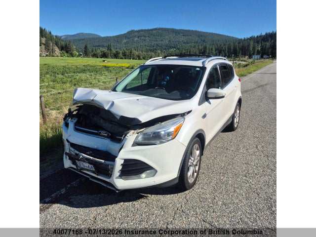 40077168 :رقم المزاد ، 1FMCU9J96GUC15867 vin ، 2016 Ford Escape Titanium مزاد بيع