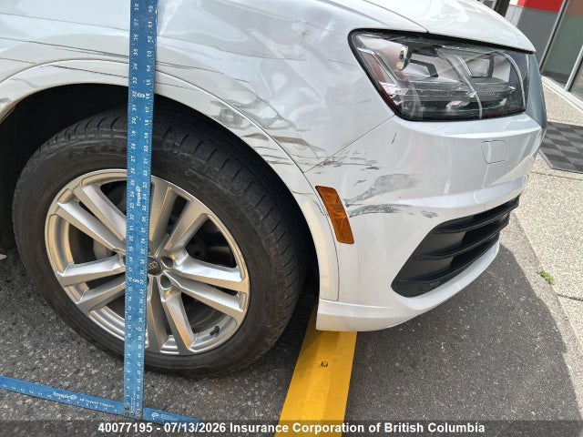 Audi Q7 2019 WA1WAAF78KD029057 Image 7