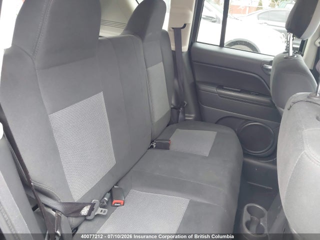 40077212 :رقم المزاد ، 1C4NJDAB1DD111844 vin ، 2013 Jeep Compass مزاد بيع