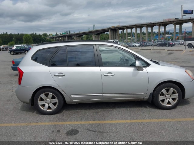 2008 Kia Rondo მანქანა იყიდება აუქციონზე, vin: KNAFG525887124352, აუქციონის ნომერი: 40077236
