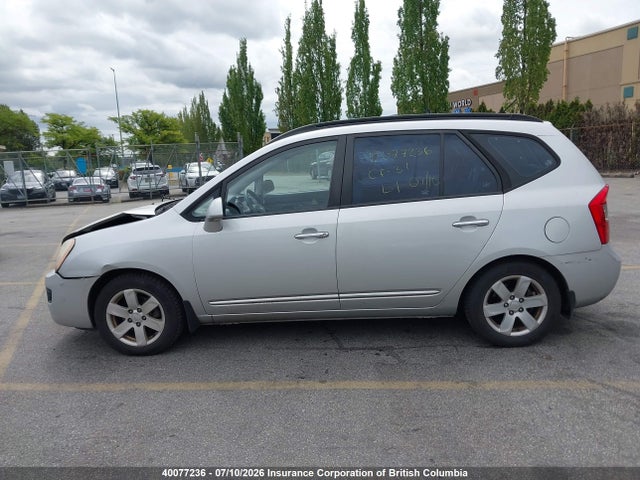 2008 Kia Rondo მანქანა იყიდება აუქციონზე, vin: KNAFG525887124352, აუქციონის ნომერი: 40077236