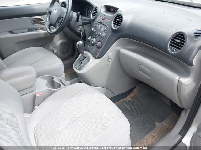 2008 Kia Rondo მანქანა იყიდება აუქციონზე, vin: KNAFG525887124352, აუქციონის ნომერი: 40077236