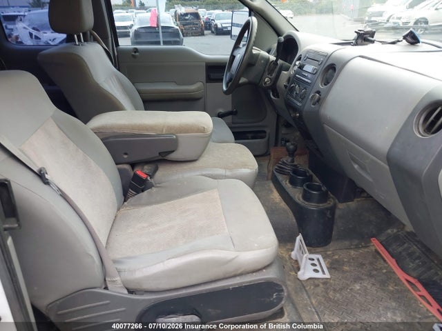 40077266 :رقم المزاد ، 1FTVX14565NA40526 vin ، 2005 Ford F150 مزاد بيع