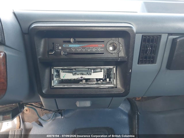 1989 Ford F350 მანქანა იყიდება აუქციონზე, vin: 2FTJW35G7KCA71573, აუქციონის ნომერი: 40076194