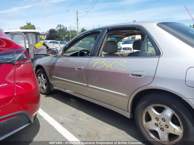 1999 Honda Accord Ex მანქანა იყიდება აუქციონზე, vin: 1HGCG1656XA802043, აუქციონის ნომერი: 40073403