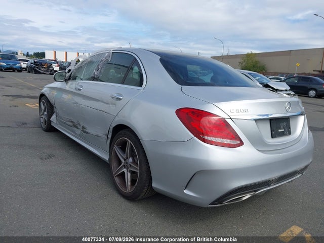 Продаж на аукціоні авто 2018 Mercedes-benz C 300 4matic, vin: 55SWF4KB2JU262649, номер лоту: 40077334