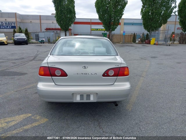 2000 Toyota Corolla Ce/le მანქანა იყიდება აუქციონზე, vin: 2T1BR12E1YC810042, აუქციონის ნომერი: 40077361