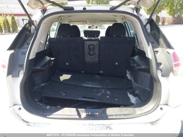 2015 Nissan Rogue მანქანა იყიდება აუქციონზე, vin: 5N1AT2MTXFC845050, აუქციონის ნომერი: 40077374