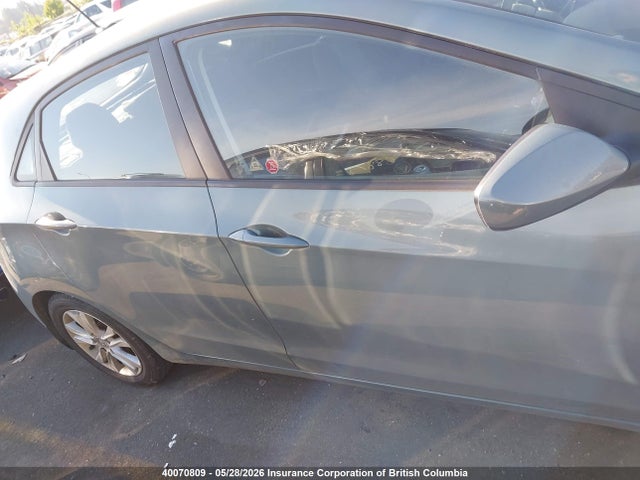 Продаж на аукціоні авто 2013 Hyundai Elantra Gt, vin: KMHD35LE3DU046722, номер лоту: 40070809