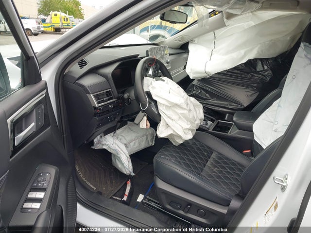 2025 Mitsubishi Outlander Sel მანქანა იყიდება აუქციონზე, vin: JA4T5WA90SZ603635, აუქციონის ნომერი: 40074236