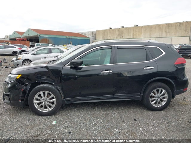 Продажа на аукционе авто 2017 Nissan Rogue Sv/sl, vin: 5N1AT2MV2HC739213, номер лота: 40074126