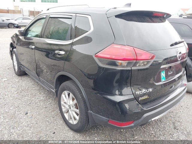 2017 Nissan Rogue Sv/sl მანქანა იყიდება აუქციონზე, vin: 5N1AT2MV2HC739213, აუქციონის ნომერი: 40074126
