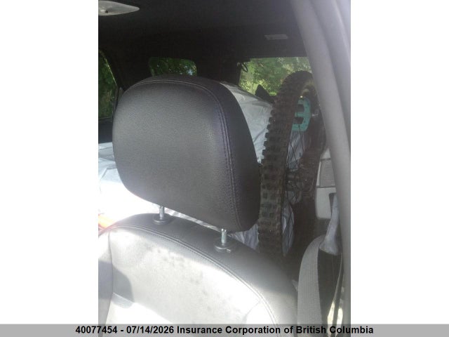 40077454 :رقم المزاد ، 1FMCU94168KC61735 vin ، 2008 Ford Escape Limited مزاد بيع