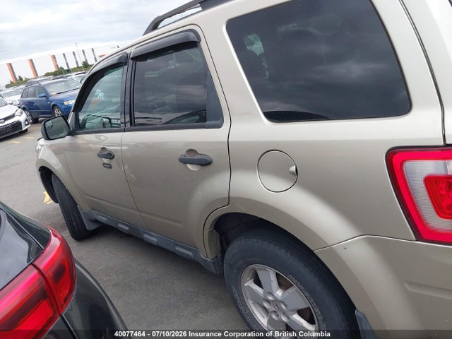 40077464 :رقم المزاد ، 1FMCU9DG4AKD40864 vin ، 2010 Ford Escape Xlt مزاد بيع