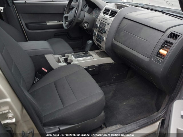 40077464 :رقم المزاد ، 1FMCU9DG4AKD40864 vin ، 2010 Ford Escape Xlt مزاد بيع