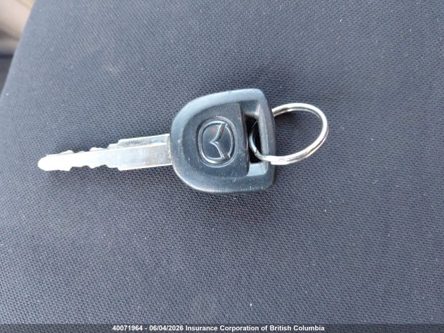 40071964 :رقم المزاد ، JM1DE1HY1B0115793 vin ، 2011 Mazda Mazda2 مزاد بيع