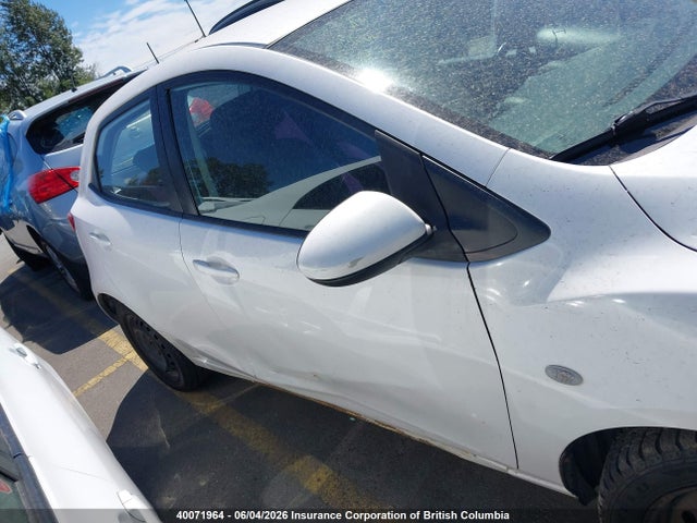 40071964 :رقم المزاد ، JM1DE1HY1B0115793 vin ، 2011 Mazda Mazda2 مزاد بيع