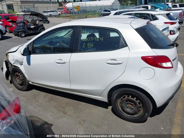40071964 :رقم المزاد ، JM1DE1HY1B0115793 vin ، 2011 Mazda Mazda2 مزاد بيع