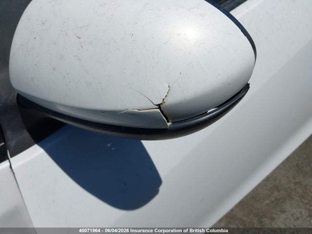 40071964 :رقم المزاد ، JM1DE1HY1B0115793 vin ، 2011 Mazda Mazda2 مزاد بيع