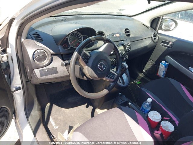 40071964 :رقم المزاد ، JM1DE1HY1B0115793 vin ، 2011 Mazda Mazda2 مزاد بيع