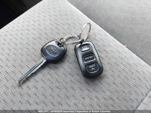 2004 Toyota Camry Le/xle/se მანქანა იყიდება აუქციონზე, vin: 4T1BF32KX4U074902, აუქციონის ნომერი: 40072477