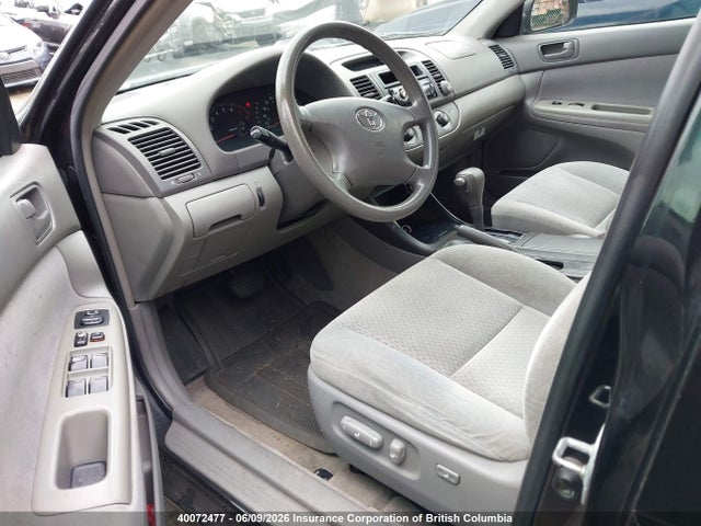 2004 Toyota Camry Le/xle/se მანქანა იყიდება აუქციონზე, vin: 4T1BF32KX4U074902, აუქციონის ნომერი: 40072477
