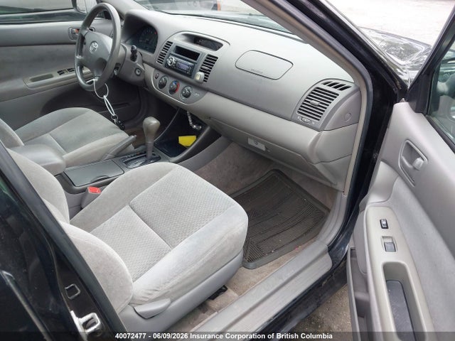 2004 Toyota Camry Le/xle/se მანქანა იყიდება აუქციონზე, vin: 4T1BF32KX4U074902, აუქციონის ნომერი: 40072477