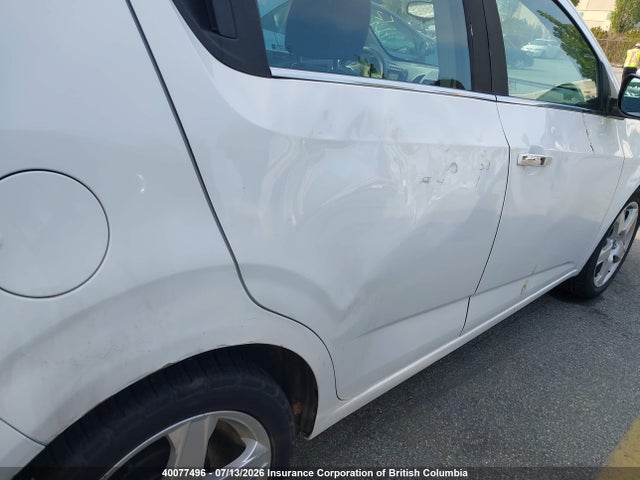 Chevrolet Sonic 2014 1G1JC6EH1E4124378 Image 6